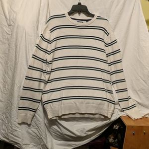Izod size L sweater